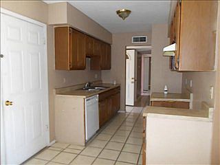 4th image of 3416 Wickham Ave