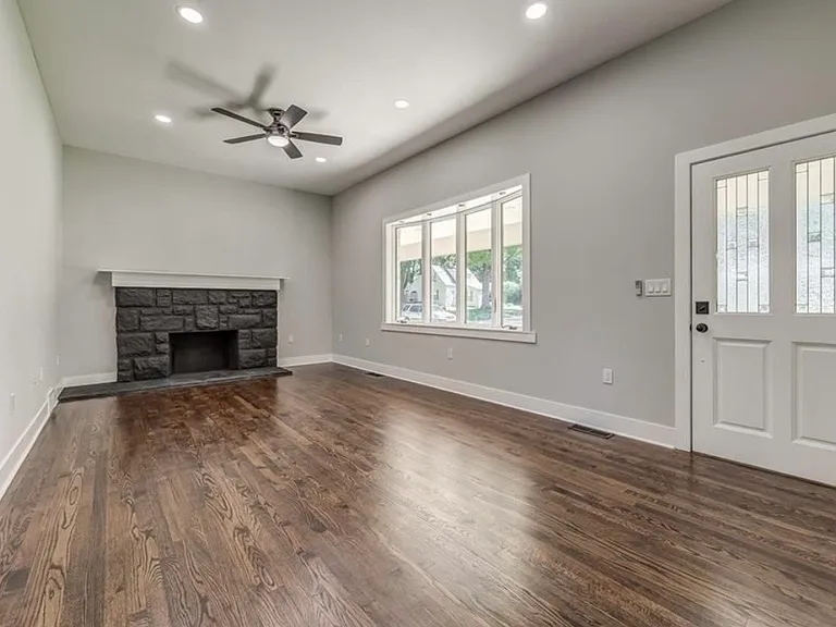 8400 Riggs St — Photo 2