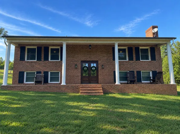 1898 Knox Rd, Clover, SC 29710