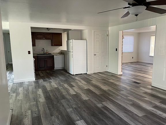 2nd image of 4906 Pennswood Dr