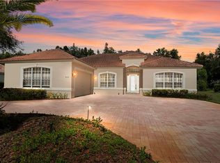 9131 Alexandria Dr, Weeki Wachee, FL 34613