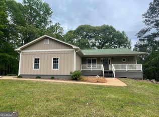 40 Garrett Rd, Lagrange, GA 30240