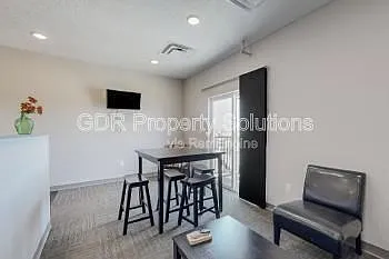 950 4th St NW #305 — Photo 10