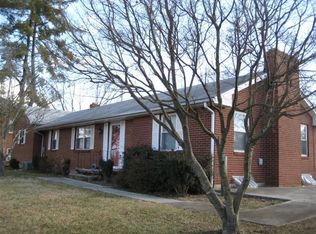 5046 Ranchcrest Dr, Roanoke, VA 24018