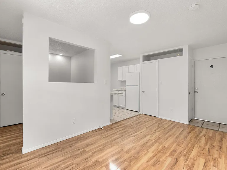 2800 Vail Ave SE #229 — Photo 2