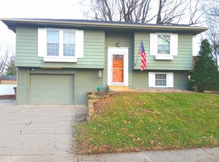 1326 Skylane Dr, Norwalk, IA 50211