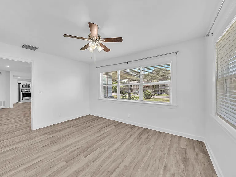 4900 S Lakewood Dr — Photo 21