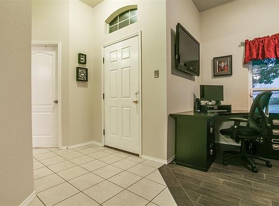 3rd image of 8204 Ontario Dr