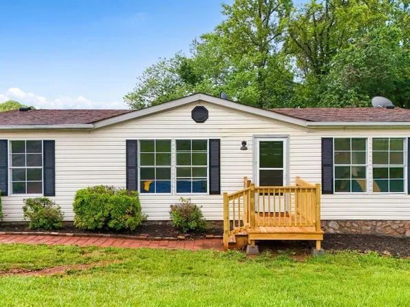 581 Old Wright Shop Rd, Madison Heights, VA 24572