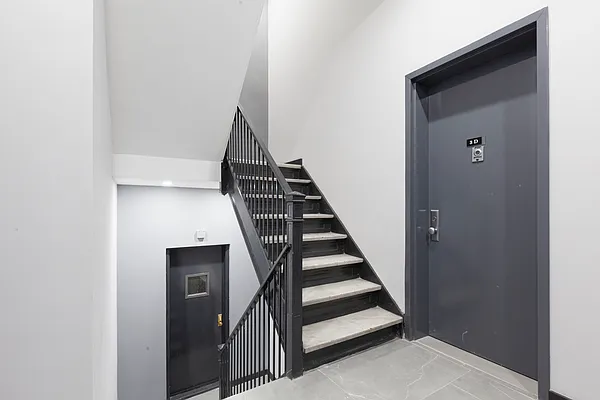 128 East 86th Street