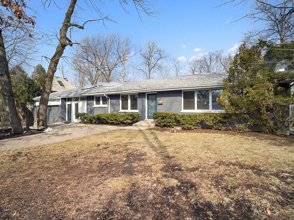 1st image of 1240 Glenoak Ln