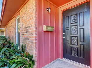 3731 Goulburn Dr, Houston, TX 77045