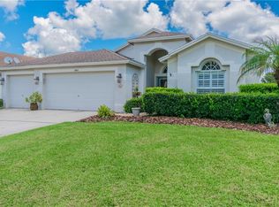 5800 Montford Dr, Zephyrhills, FL 33541