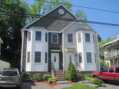 235 Stackpole St #A, Lowell, MA, 01852