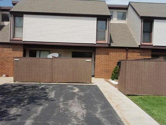 2nd image of 1631 W Edgerton Ave Unit E