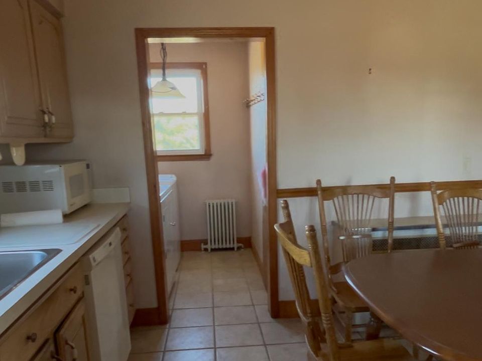 2nd image of 595 Spring Rd
