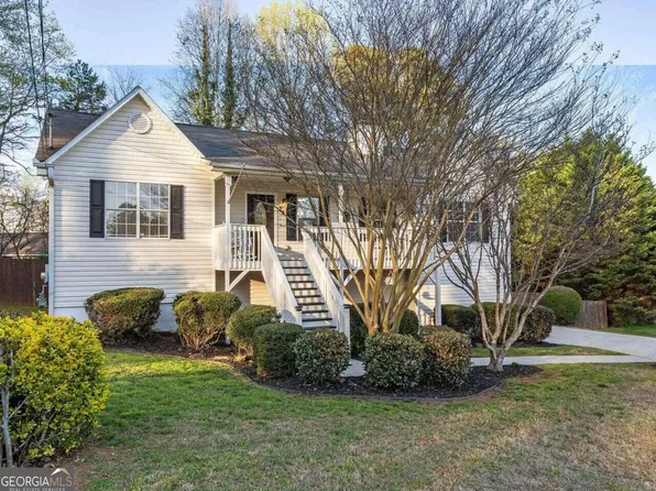 78 Woodlake Ln, Dallas, GA 30157