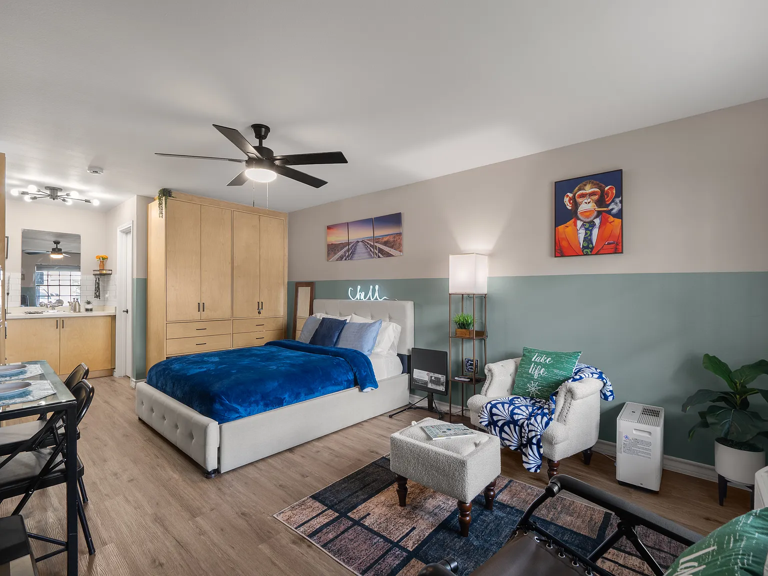 1 bed, 350 sqft, $2,200 — Photo 2