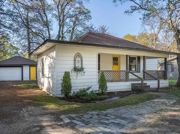 209 Taylor Ave, Sterlington, LA 71280