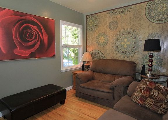2nd image of 661 E Harrison Ave
