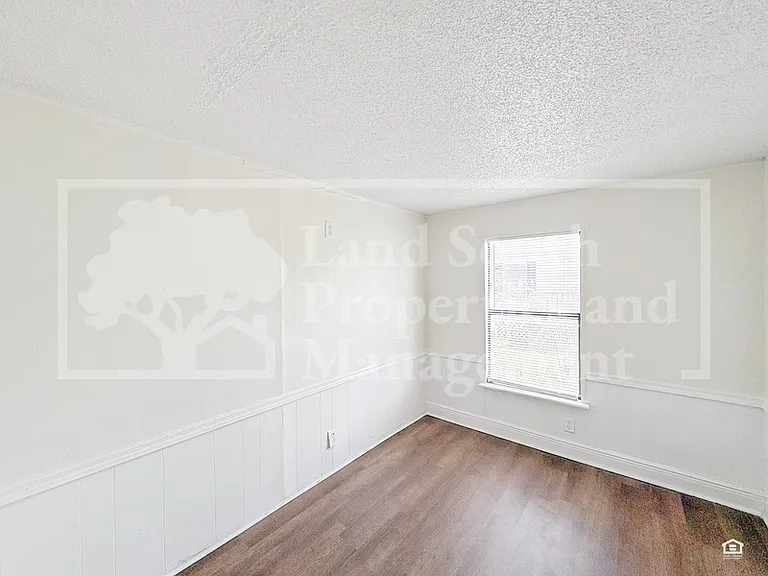 1175 Meadow Lawn St — Photo 16