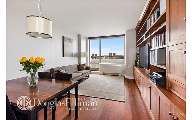 Rented by Douglas Elliman | media 38
