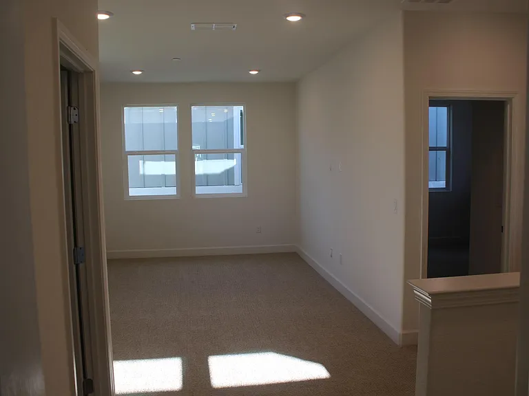 4168 Healdsburg Way — Photo 9