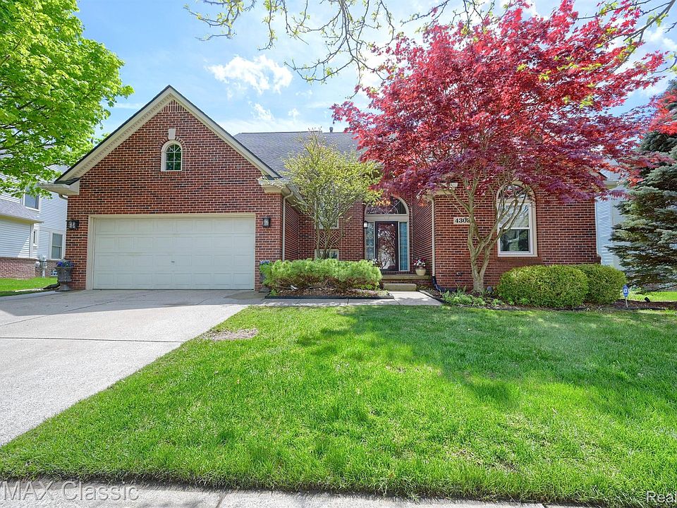 1st image of 43033 Brookstone Dr
