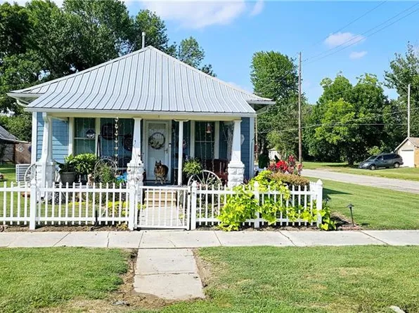 925 E 13th St, Pittsburg, KS 66762