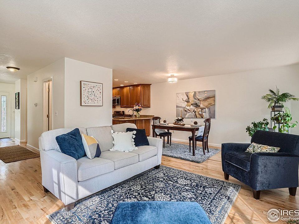1st image of 8162 Dry Creek Cir