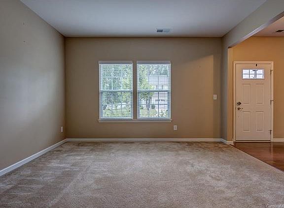 4th image of 817 Westerland Ct