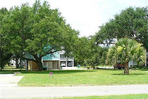 1st image of 111 Vista Dr