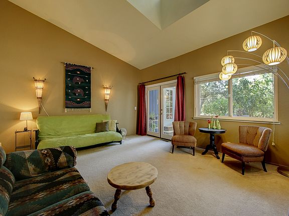 5th image of 8022 Eastcliff Dr
