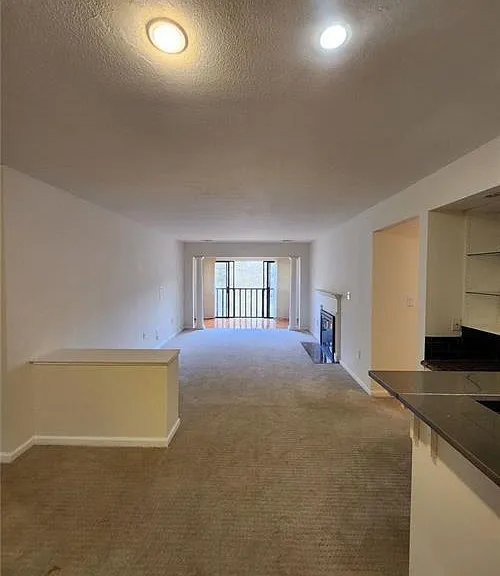 23311 Plantation Dr NE — Photo 4