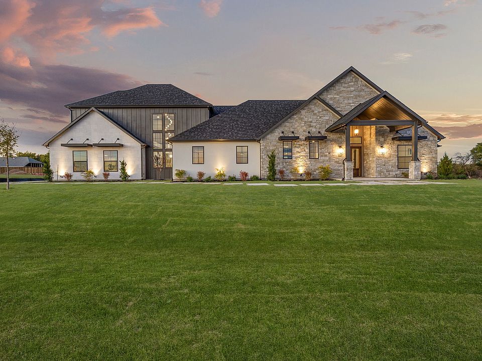 1st image of 2832 Southbay Cir
