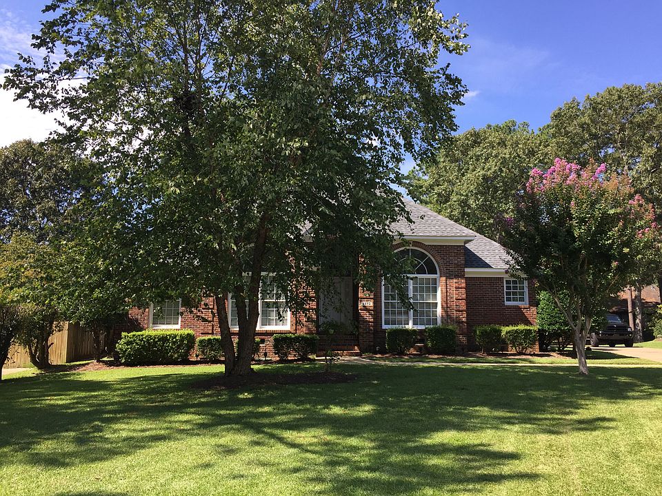 1st image of 4492 Penhurst Ct
