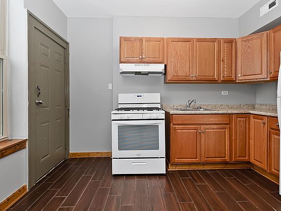 5th image of 5853-59 S Troy St #5859-3