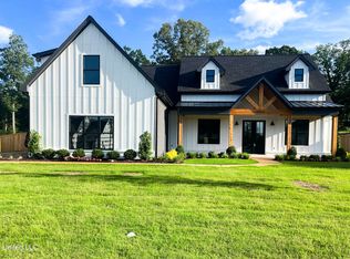 5043 Camp Xing, Hernando, MS 38632