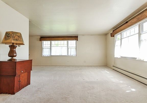 2nd image of 2938 Knollwood Ln