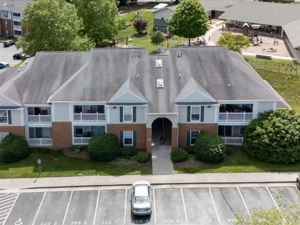 305 N Knollwood Dr Suite 5206, Blacksburg, VA 24060