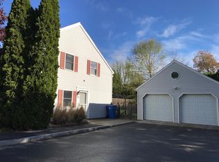 6 Willow Ln #10, Lincoln, RI 02865