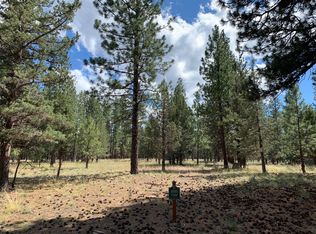 915 E Coyote Springs Rd, Sisters, OR 97759