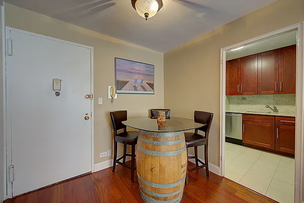 Sold by Akam Sales and Brokerage | media 2