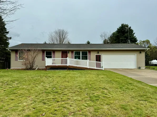 1833 Guthrie Rd, Manistee, MI 49660