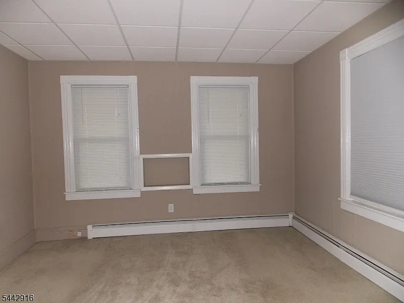 2 bed, 1.0 bath, $2,100 — Photo 4