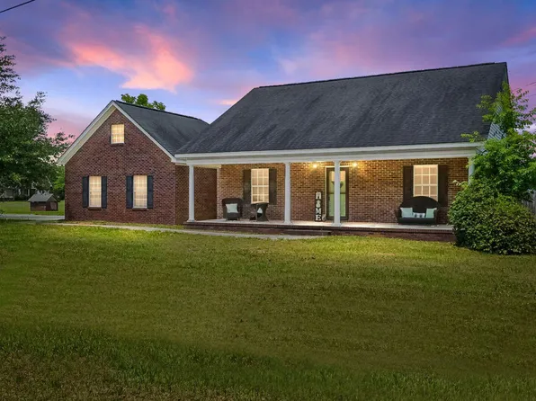728 Gardensgate Rd, Eutawville, SC 29048