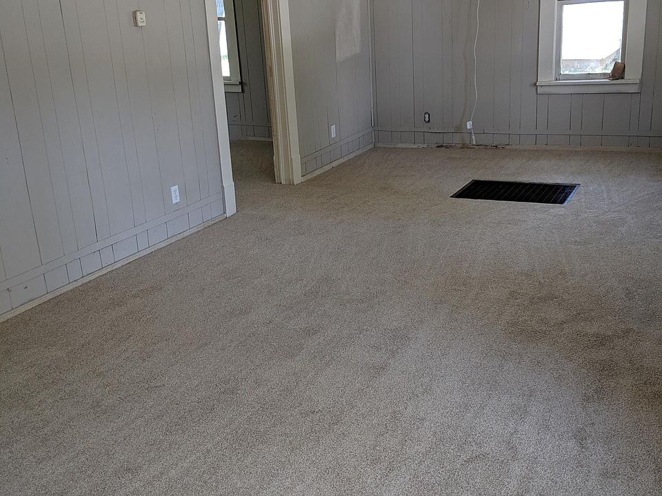 1st image of 114 N Park St