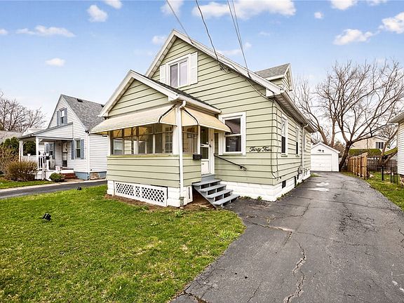 2nd image of 34 Zygment St