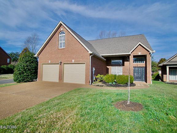 4th image of 295 Savannah Park Dr