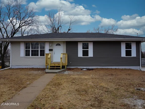 1001 Sioux Dr, Fulton, MO 65251